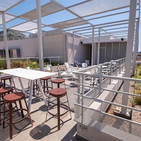 Hostel Le Hueb 土伦 外观 照片