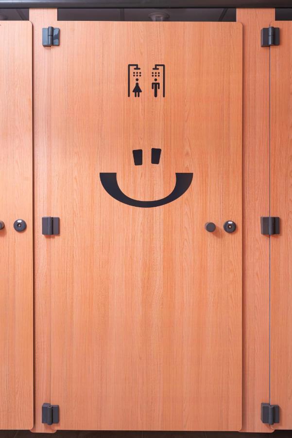 Hostel Le Hueb 土伦 外观 照片