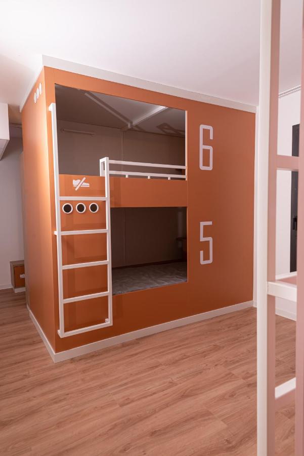 Hostel Le Hueb 土伦 外观 照片